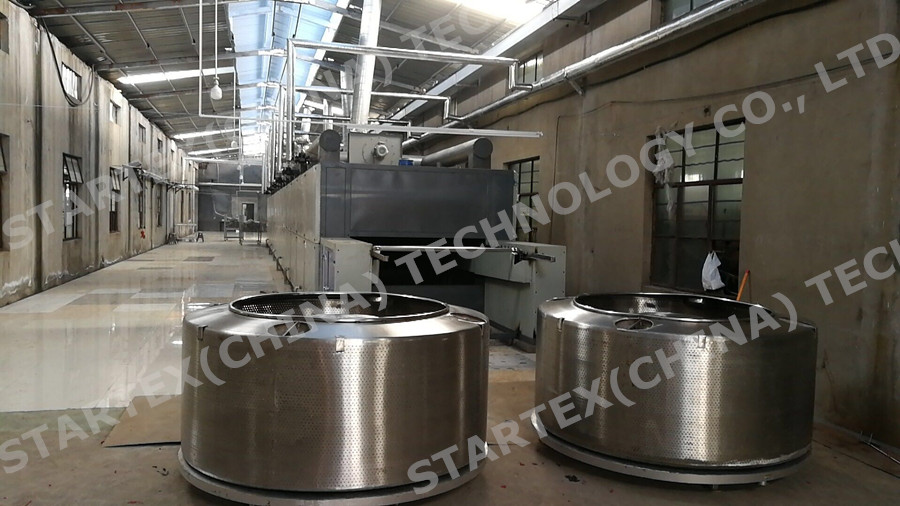 1560474115291712.jpg hank yarn dryer 6.jpg